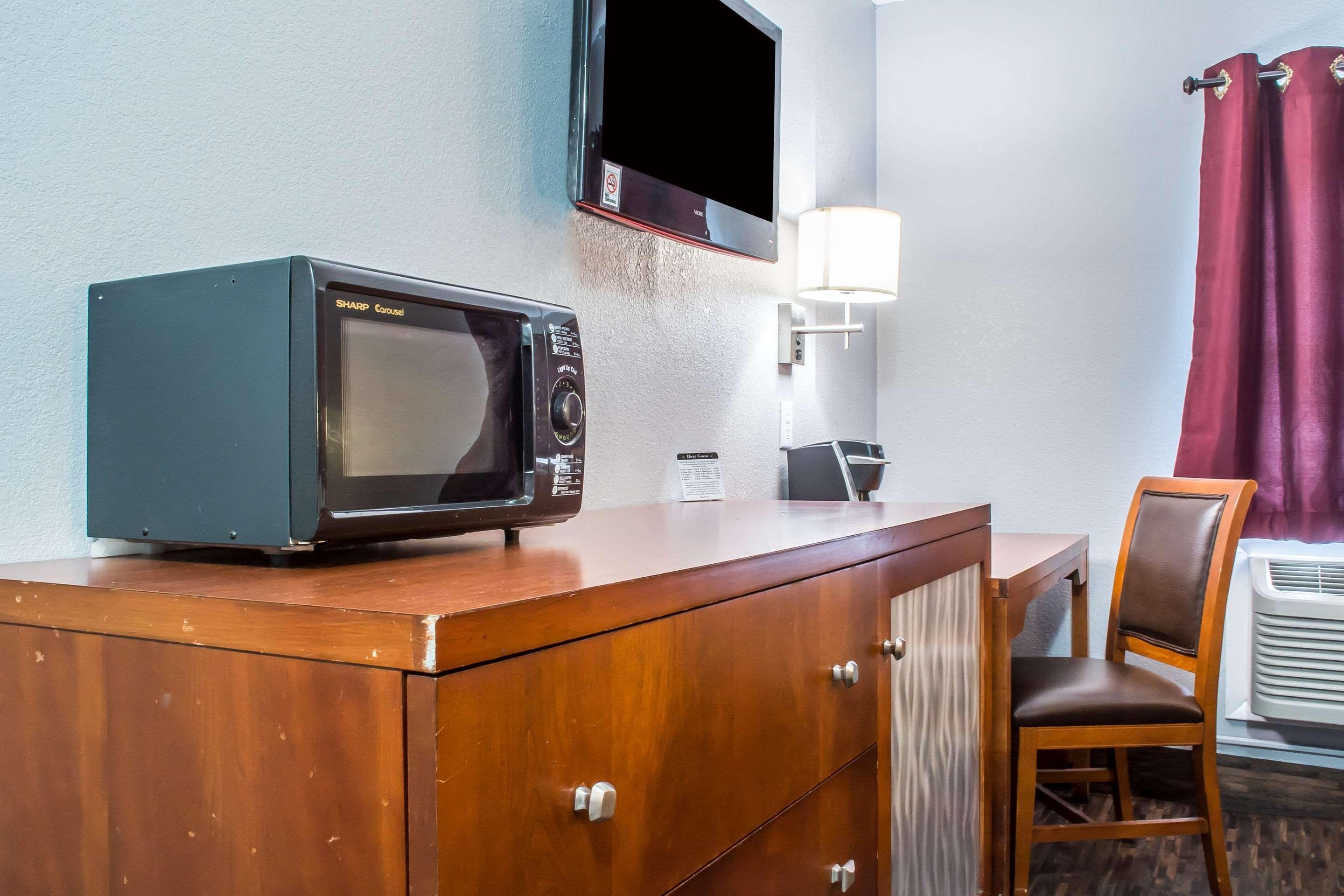 Econo Lodge Brockport Zewnętrze zdjęcie