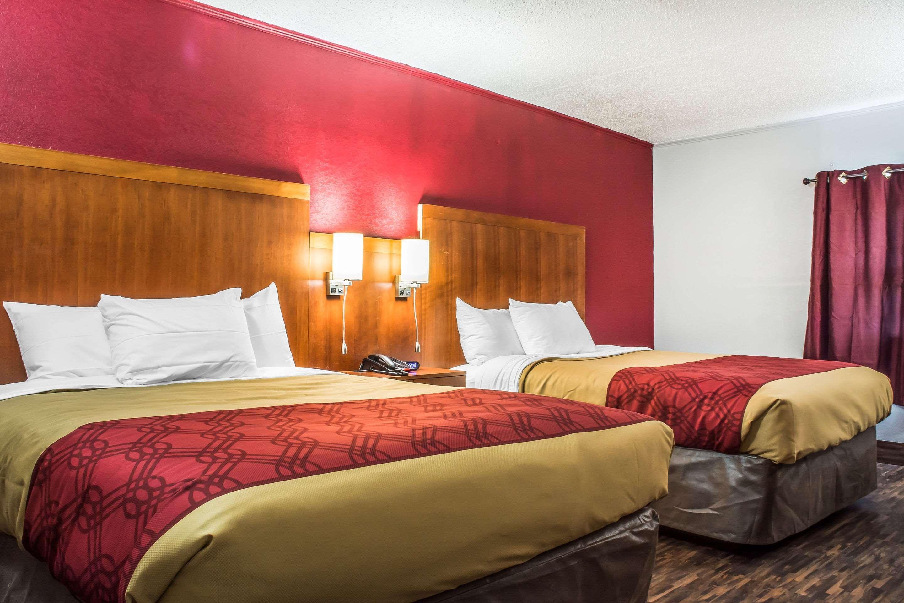 Econo Lodge Brockport Zewnętrze zdjęcie