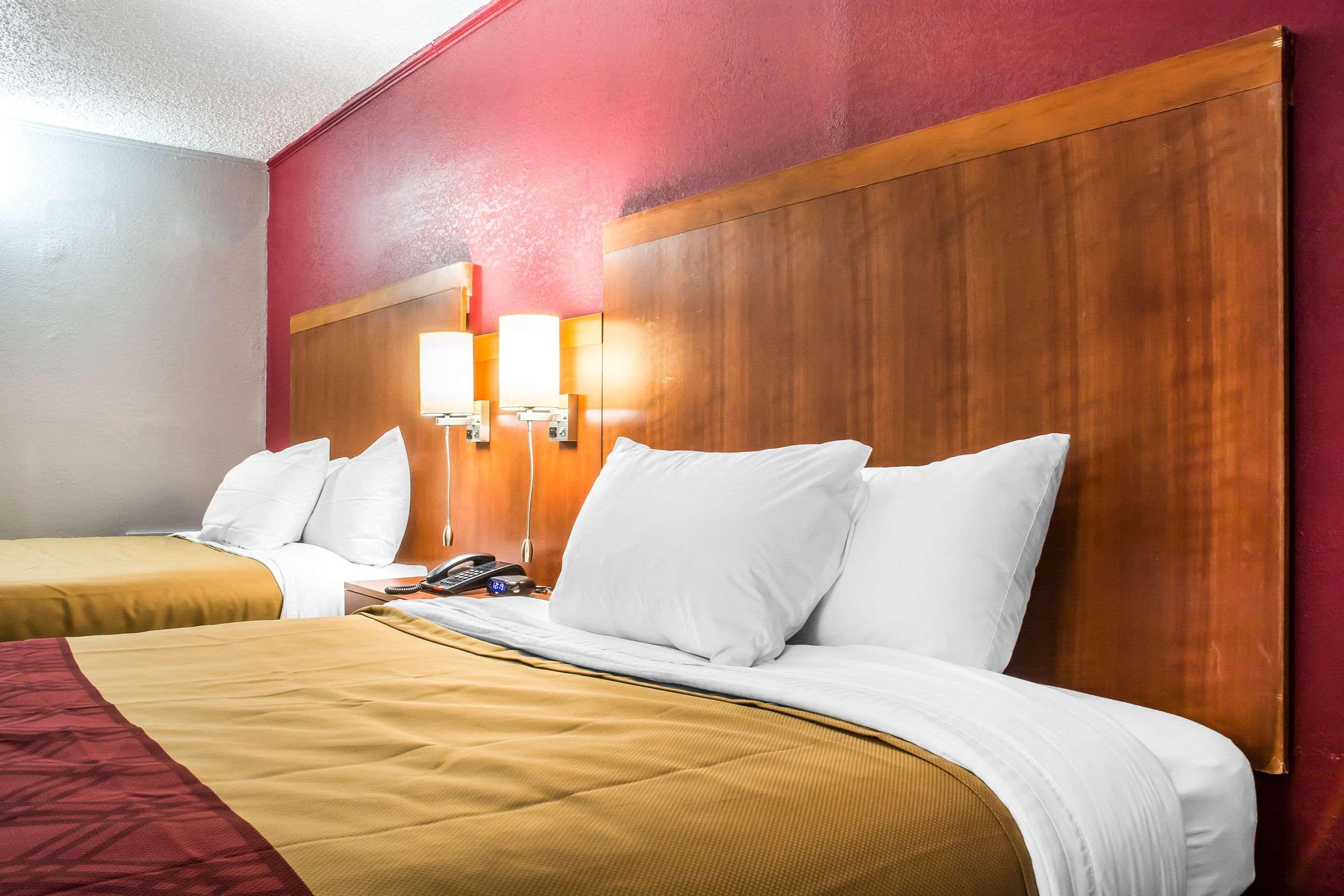Econo Lodge Brockport Zewnętrze zdjęcie