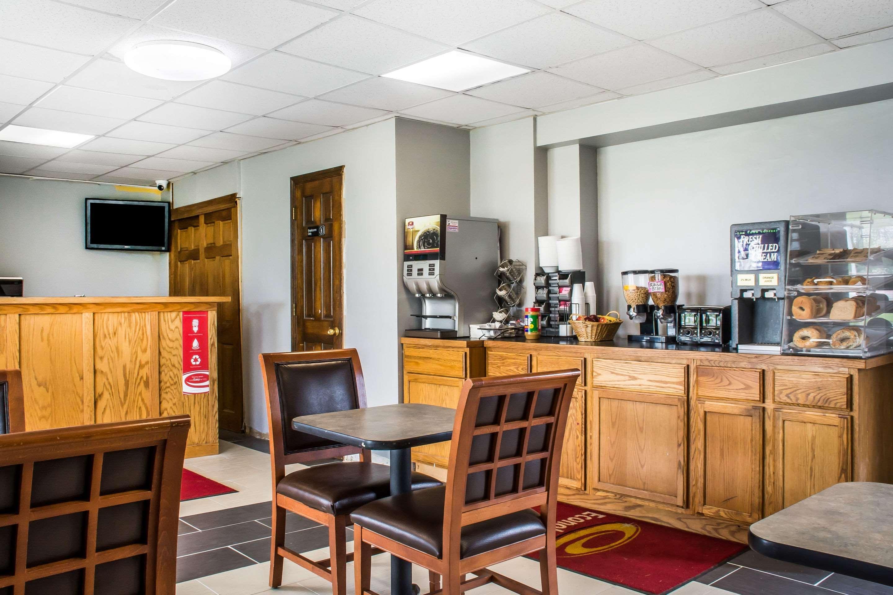 Econo Lodge Brockport Zewnętrze zdjęcie