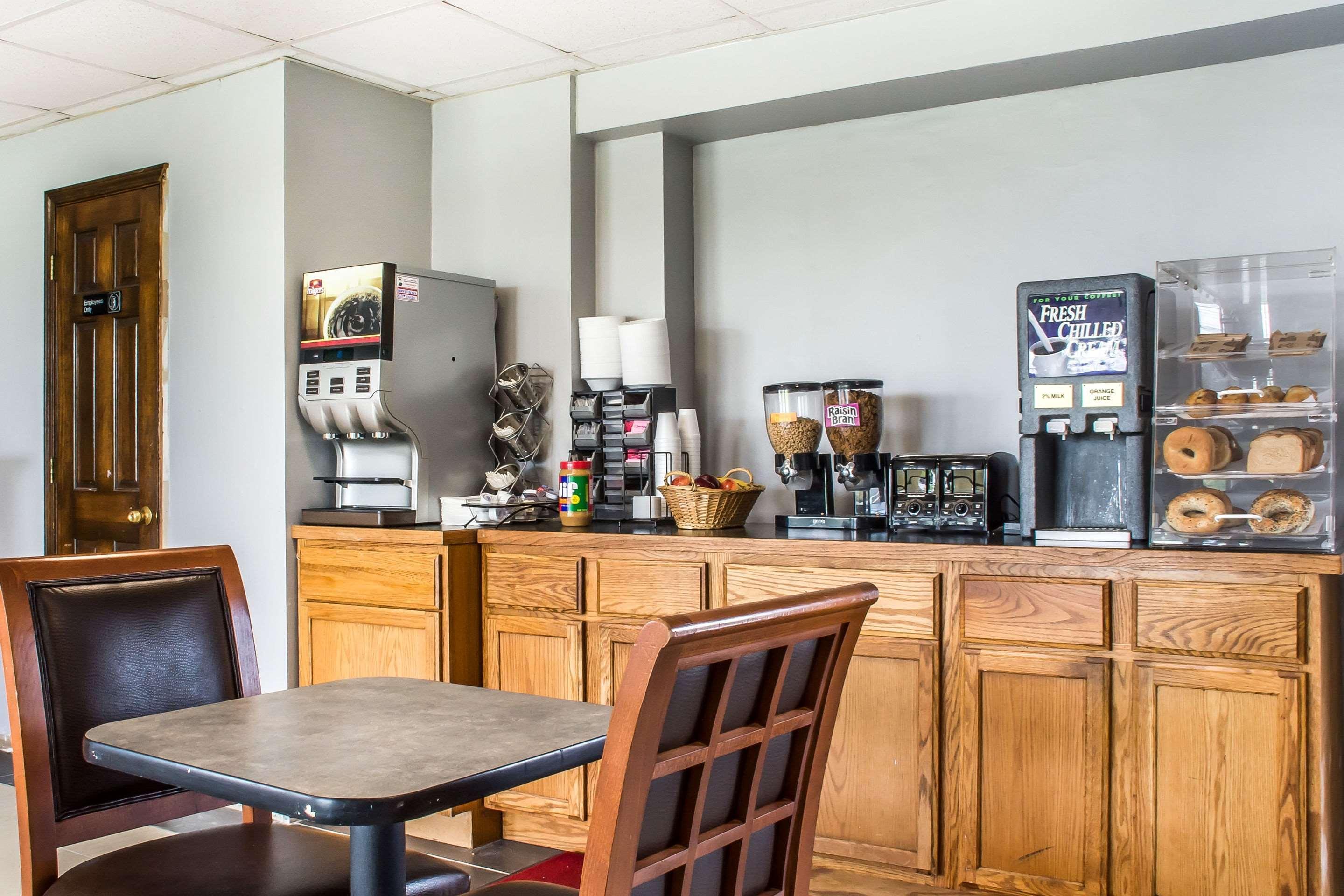 Econo Lodge Brockport Zewnętrze zdjęcie